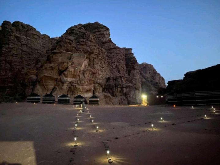 Moon City Camp Wadi Rum Zewnętrze zdjęcie